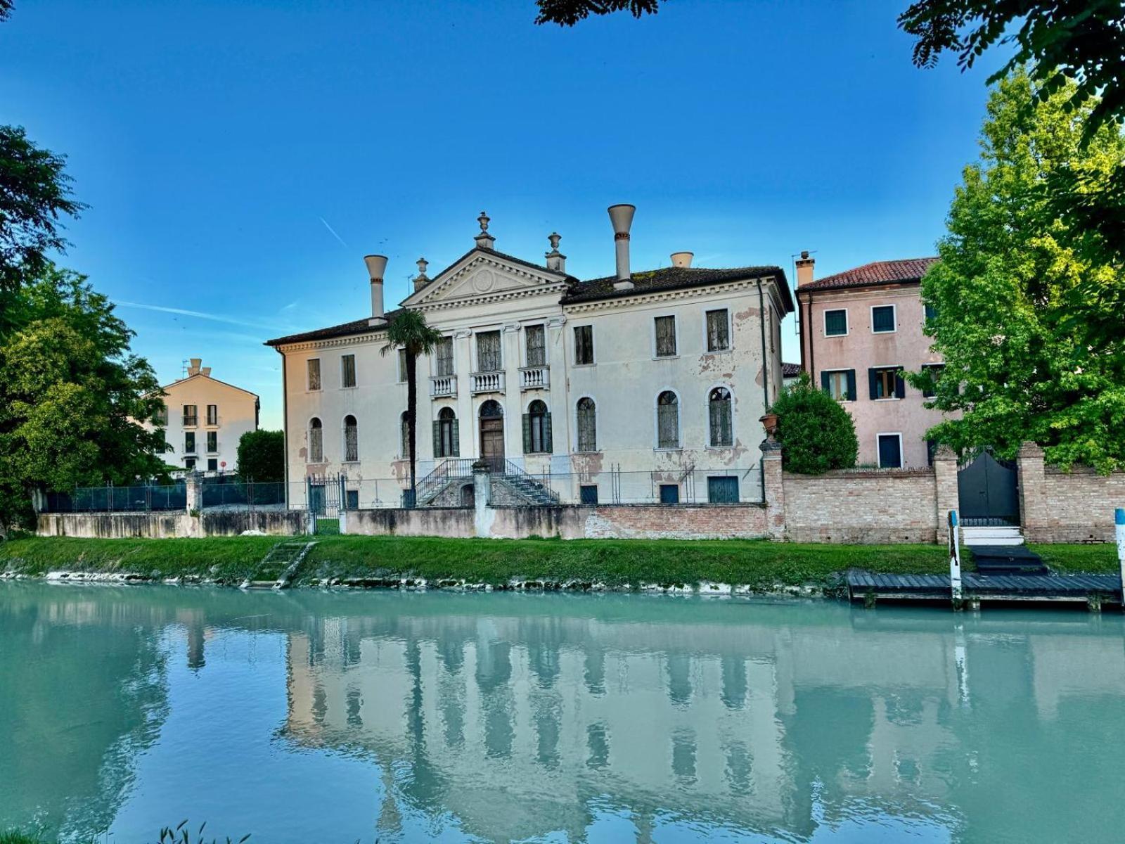 Апартаменты Erman House - Naviglio Riviera Del Brenta Venezia Доло Экстерьер фото