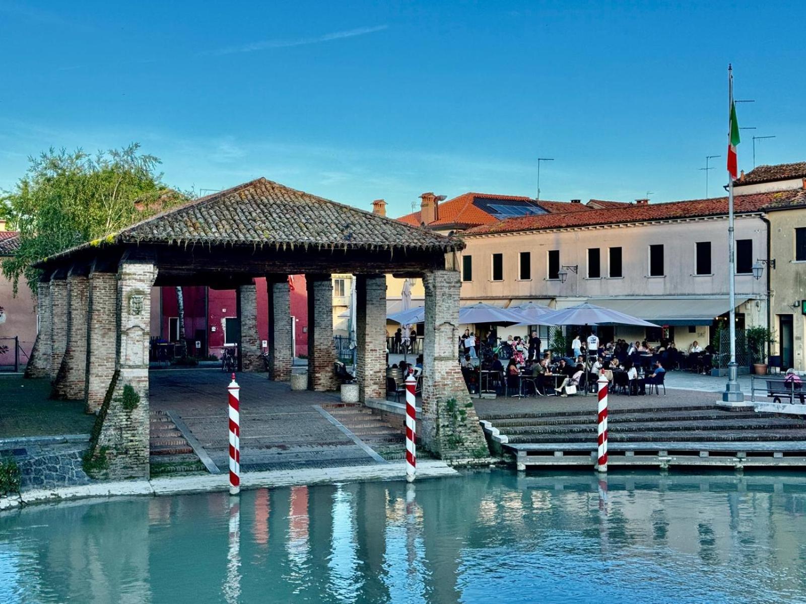 Апартаменты Erman House - Naviglio Riviera Del Brenta Venezia Доло Экстерьер фото