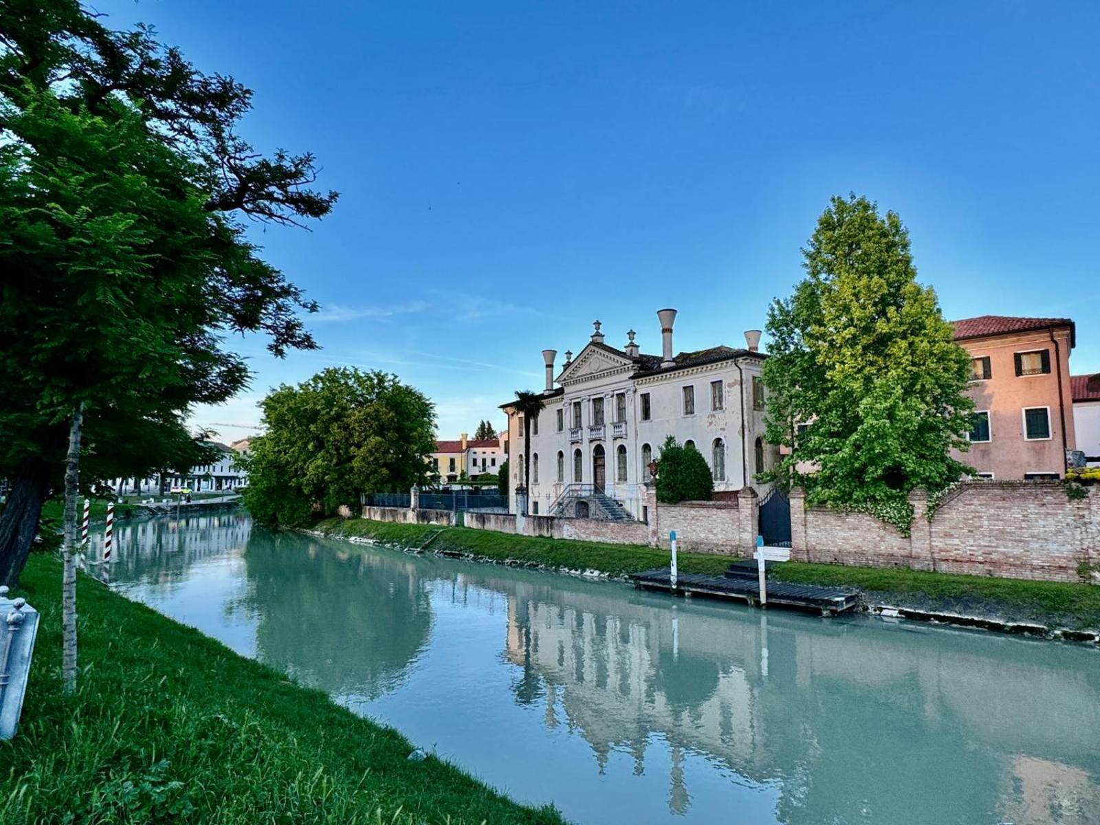 Апартаменты Erman House - Naviglio Riviera Del Brenta Venezia Доло Экстерьер фото
